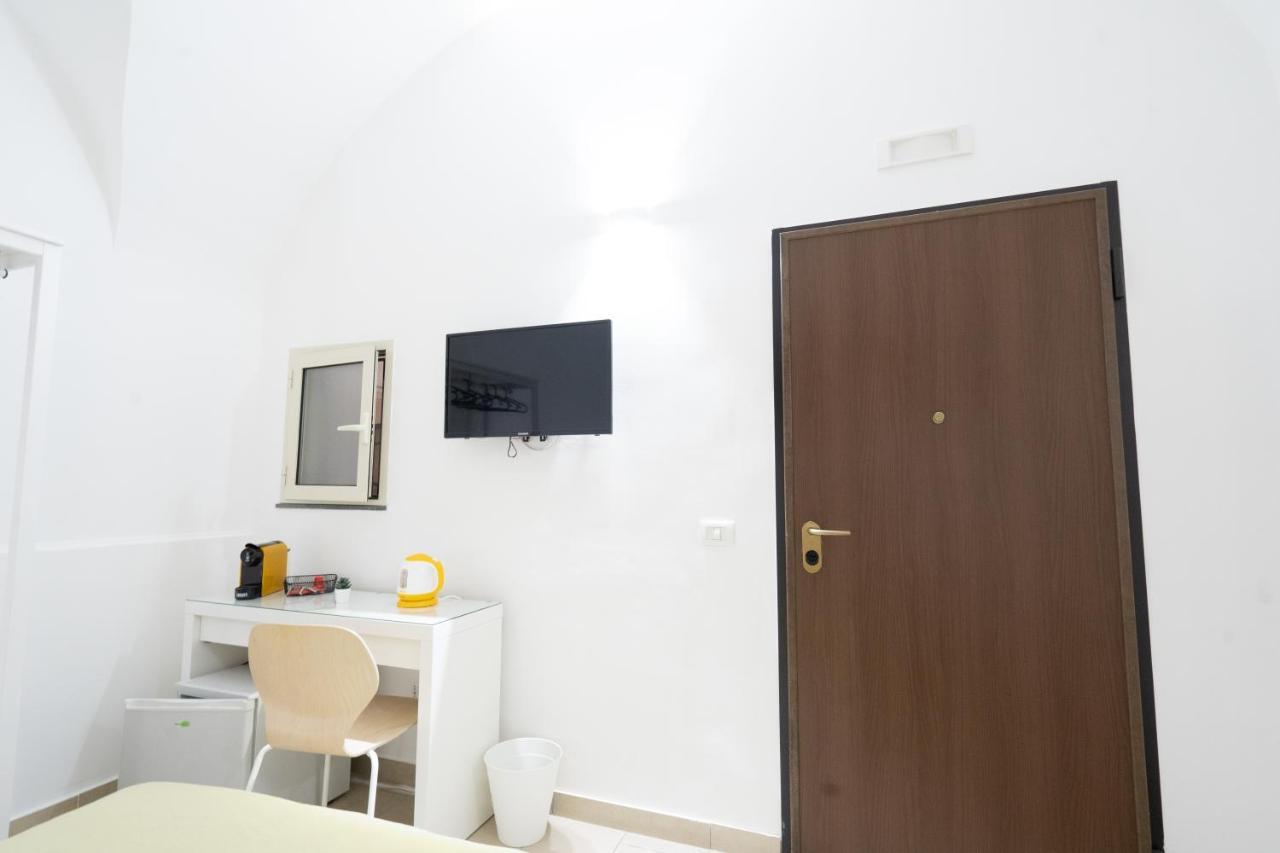 Be Happy Rooms Catania Ngoại thất bức ảnh