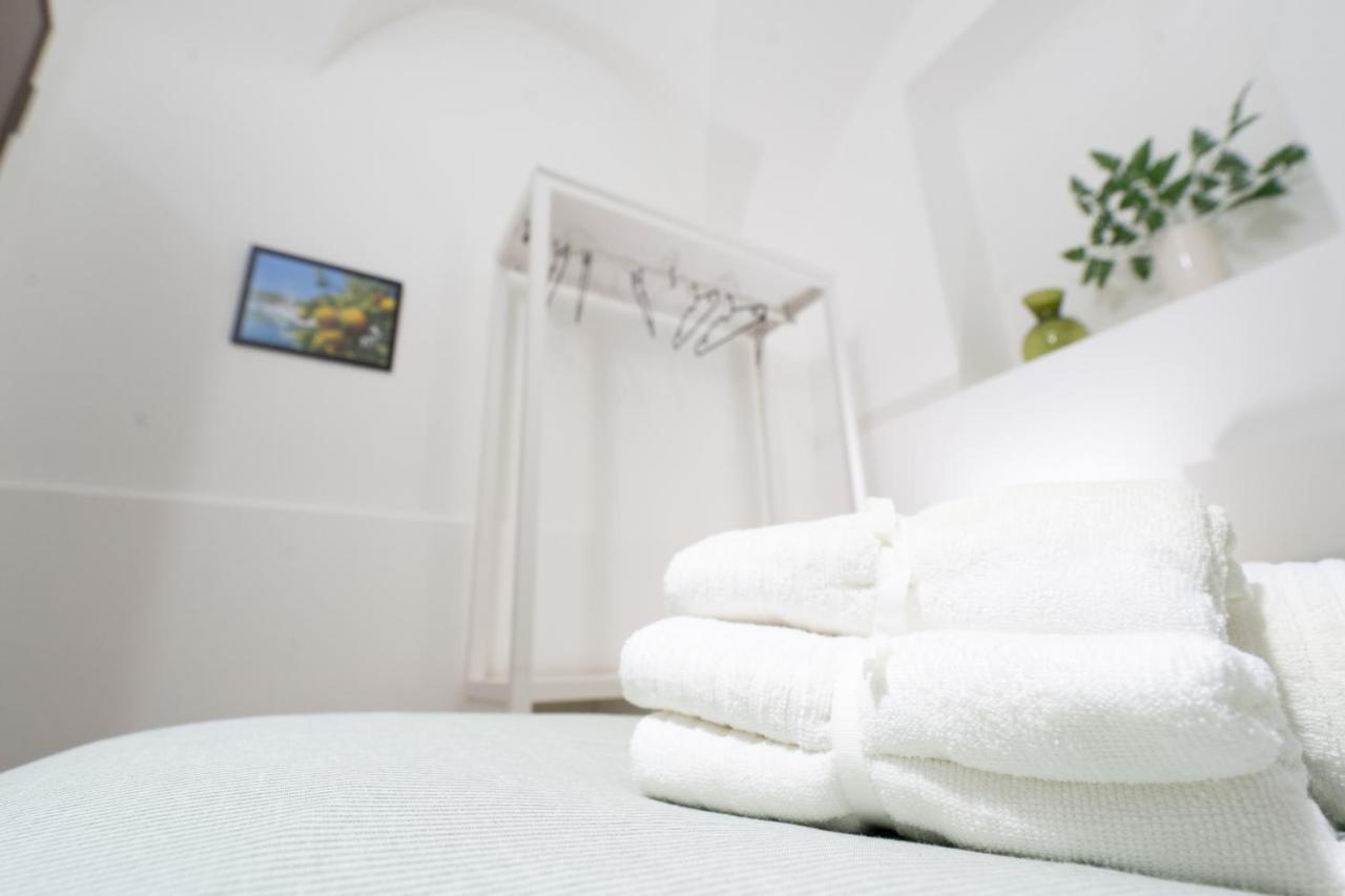 Be Happy Rooms Catania Ngoại thất bức ảnh